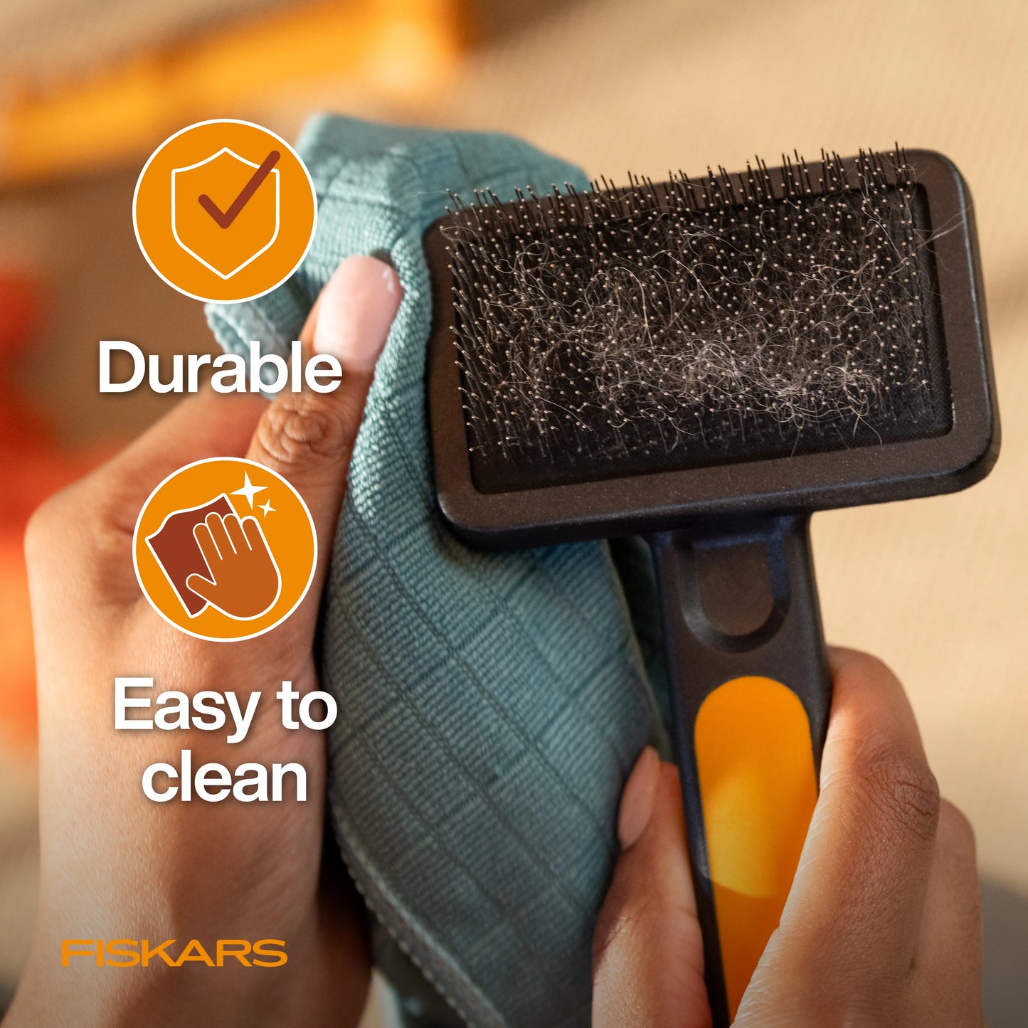 Fiskars Pet Slicker Brush — Gentle Deshedding & Detangling Brush for Dogs & Cats, Fine Stainless Steel Bristles with SoftGrip Handle, 6.5 in